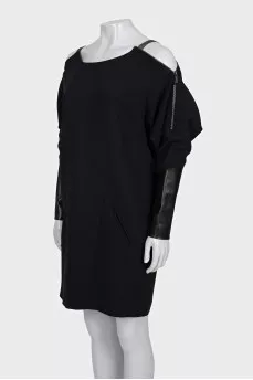Сукня крою oversize з манжетами зі шкіри