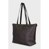 Tote with a signature print
