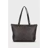 Tote with a signature print