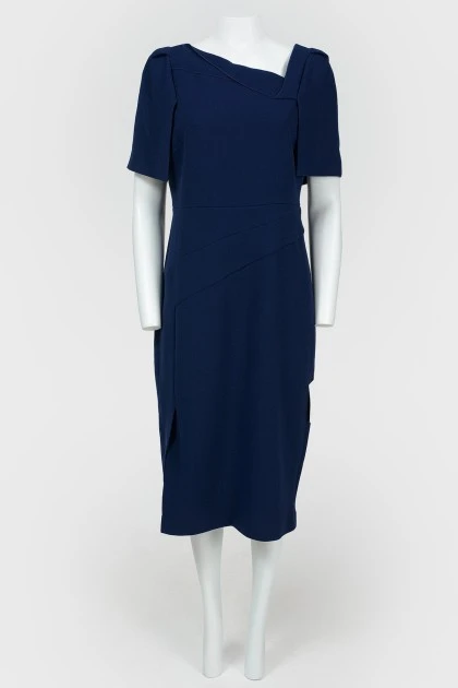 Dress with asymmetric collar