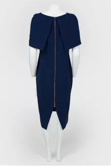 Dress with asymmetric collar