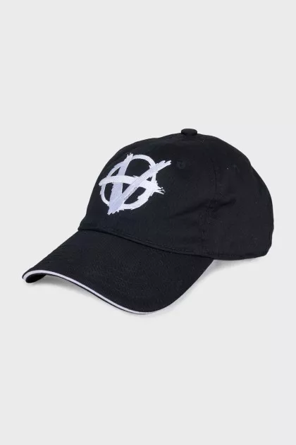 Men's cap with white embroidery