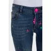 Jeans with an accent jacron and print
