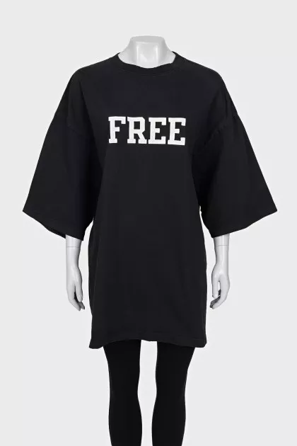 Black oversized T-shirt