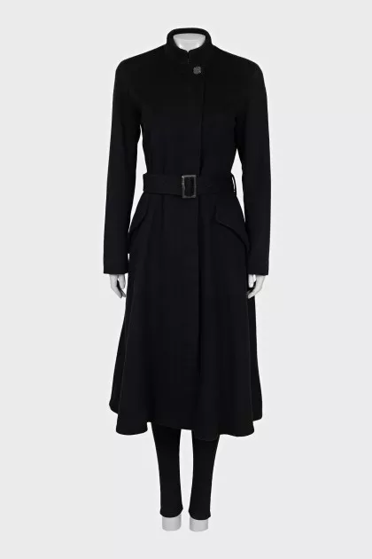 Fitted wool and cashmere coat with buttons