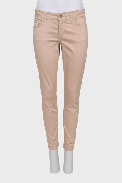 Low-waisted tapered trousers