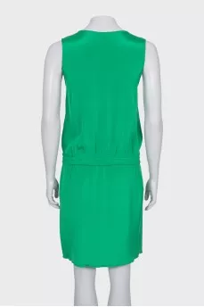 Green sleeveless silk dress