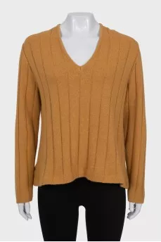 Loose-fitting wool pullover