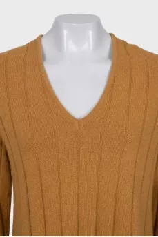 Loose-fitting wool pullover