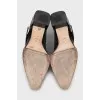 Leather shoes with velcro
