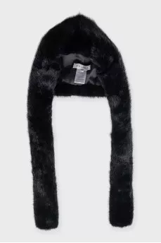 Fur hat with ties