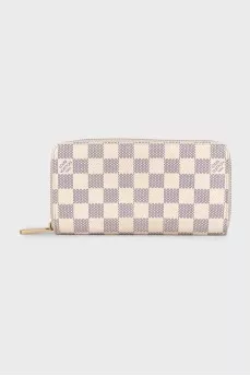Beige canvas wallet with signature print