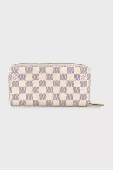 Beige canvas wallet with signature print
