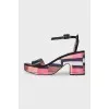 Leather sandals with printed soles