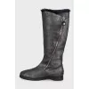 Leather boots with a decorative zipper