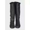 Leather boots with a decorative zipper