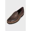 Leather loafers with round toes