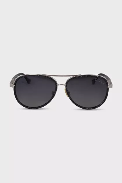 Aviator sunglasses with a combination frame