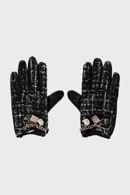 Leather gloves with chain