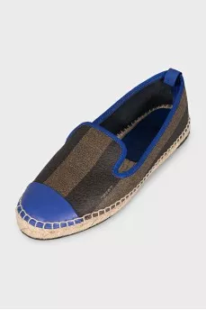 Canvas espadrilles with contrast toe cap