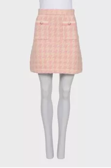 Pink skirt with patch pockets