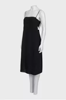 Black dress with ties at the back