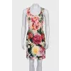 Sleeveless fitted dress in floral print