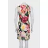 Sleeveless fitted dress in floral print