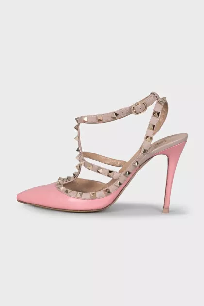 Pink leather Rockstud shoes