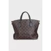 Flower tote in signature print