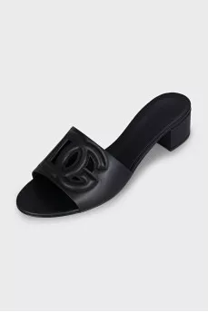 Leather mules with brand logo