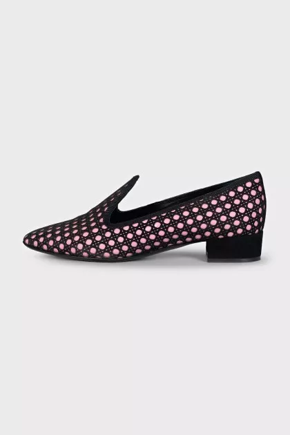 Ballet flats with perforated heels on suede