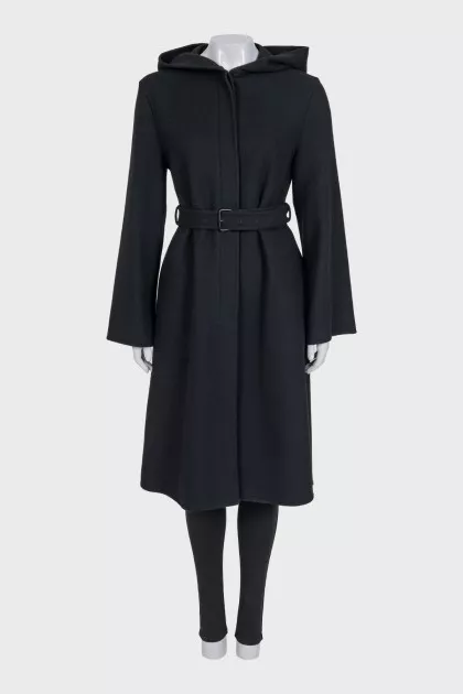 Cashmere coat with tag