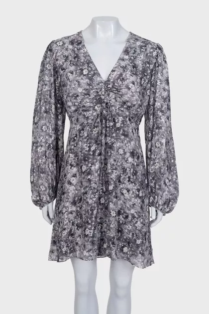 Fitted dress in silver print with tag