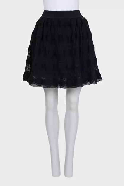Black skirt with elastic