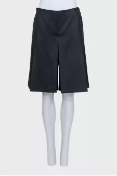 Black wool shorts with slits