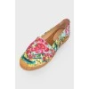 Espadrille with a bright floral print