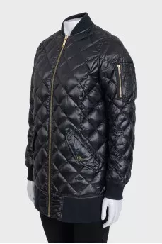 Long black down jacket with a zipper