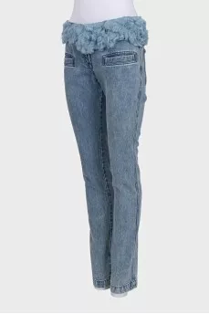 Straight jeans decorated with fur