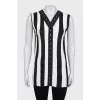 Black and white striped T-shirt