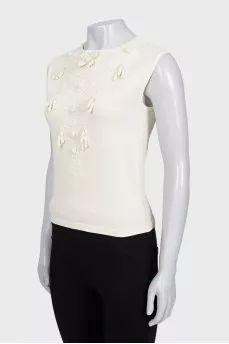 White T-shirt with patches