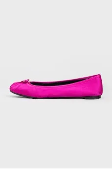 Ballet flats with bow and metal pendant