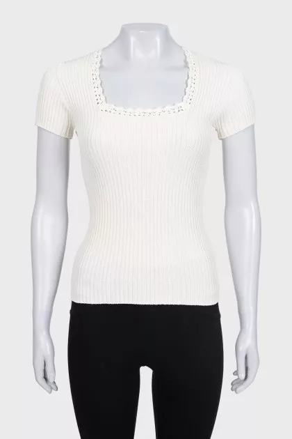 White knitted T-shirt