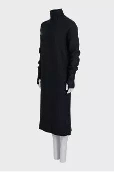 Wool dress with a high collar