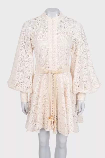 Fitted lace dress with buttons