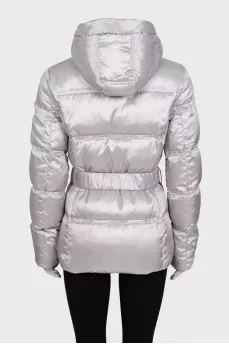 Fitted down jacket with a detachable hood