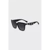 Rectangular sunglasses with signature print