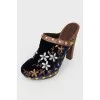 Velor mules with studs and embroidery