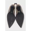 Leather pumps with gold logo