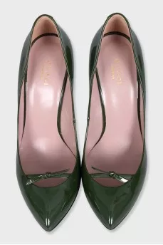 Green pumps